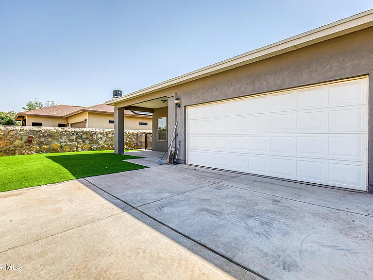 6557 Toivoa Pl — Photo 44