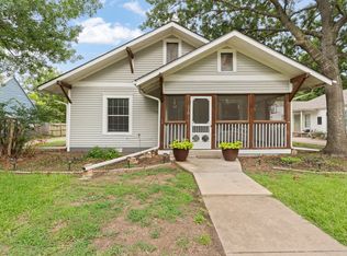 218 Bellevue Dr, Cleburne, TX 76033