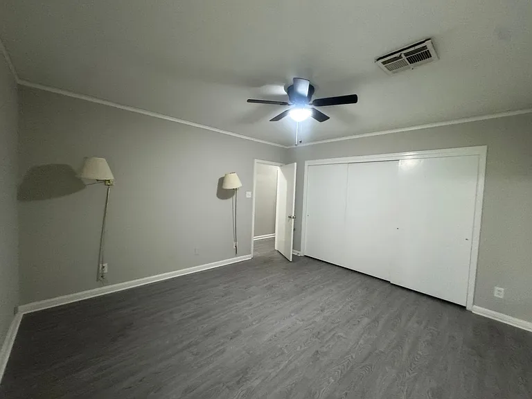 3054 Merrimac Dr — Photo 23