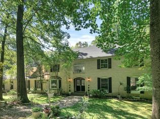 20 Beacon Hill Dr, Chester, NJ 07930