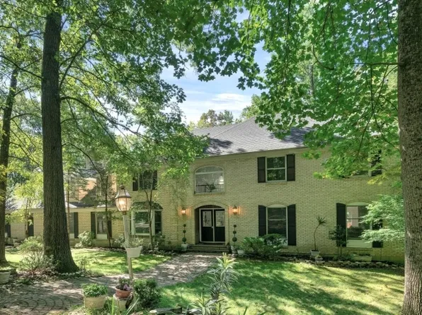 20 Beacon Hill Dr, Chester Twp., NJ 07930