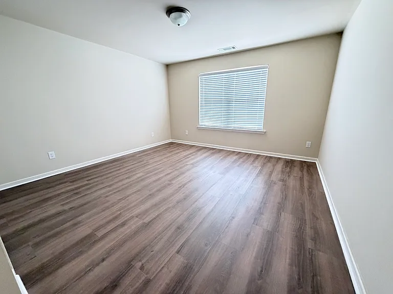 206 Highland Village Ln — Photo 17