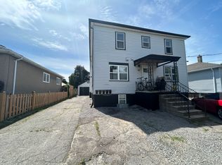 30 Classic Ave #4, Welland, ON L3B1P4