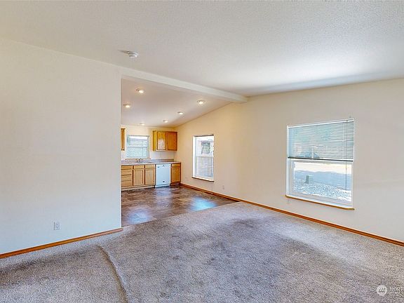 2nd image of 1248 Jones Drive