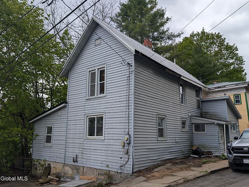 2nd image of 18 Cross Street