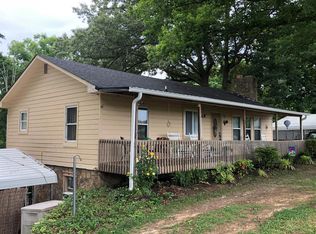 1715 Mullins Chapel Rd, Dandridge, TN 37725