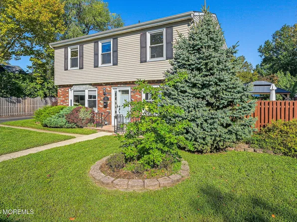 15 Jackson Street, Keyport, NJ 07735