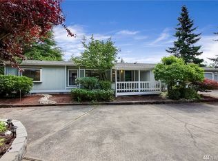 17315 Woodcrest Dr NE, Bothell, WA 98011