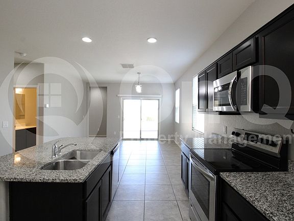 5th image of 37710 W Amalfi Ave