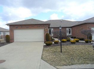 2512 Fairway Xing, Mansfield, OH 44903