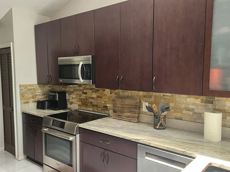 4303 Inwood Landing Dr — Photo 9