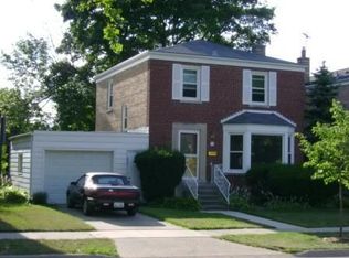 41 S Ridge Ave, Arlington Heights, IL 60005