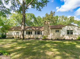 2390 Edington Rd, Upper Arlington, OH 43221
