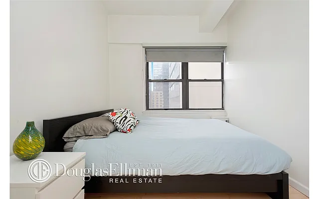 Sold by Douglas Elliman | media 10