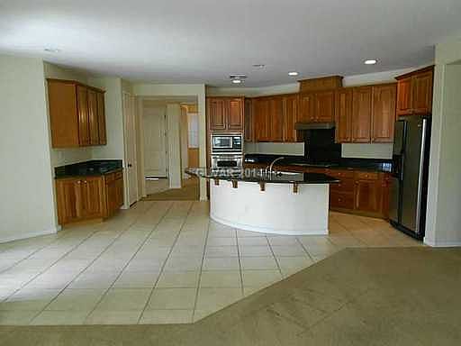 2nd image of 2209 Barhill Ave