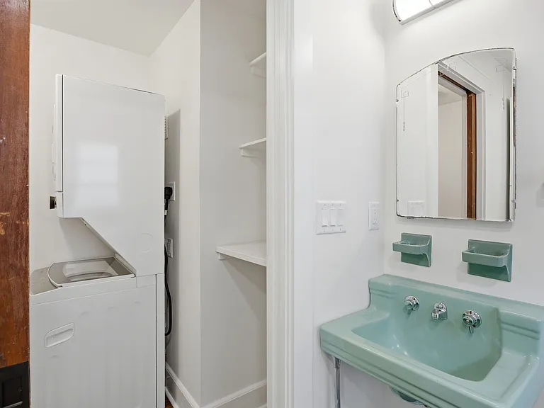 612 S 6th St — Photo 19