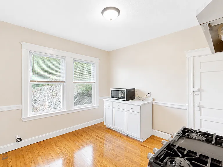 50 Willowwood St #33 — Photo 8