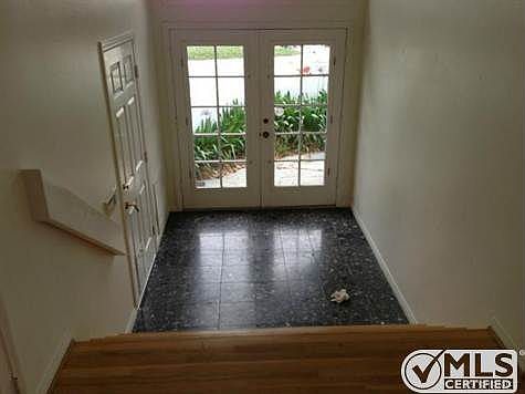 3rd image of 145 San Clemente Ave