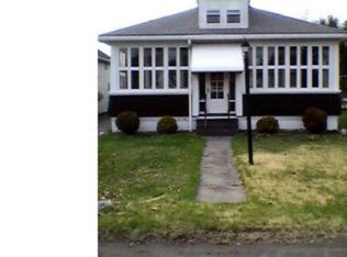 17 Oxford St, Tamaqua, PA 18252