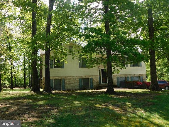 2nd image of 125 Secret Oak Ct