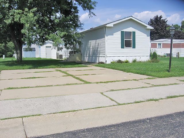 1st image of 40 Santa Clara St