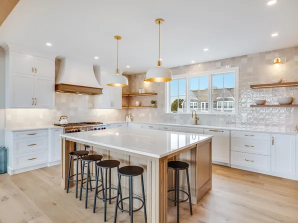 179 Beebe Acres Road, Falmouth, MA 02540