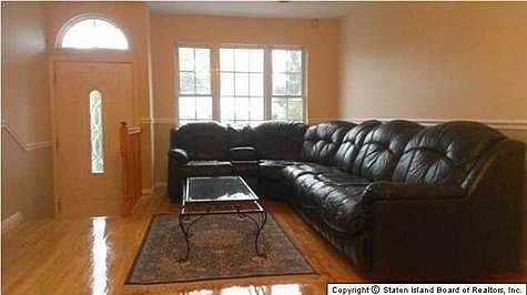 5th image of 541 Hanover Ave