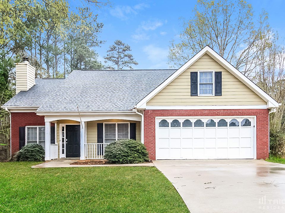 1st image of 300 Landon Dr SE