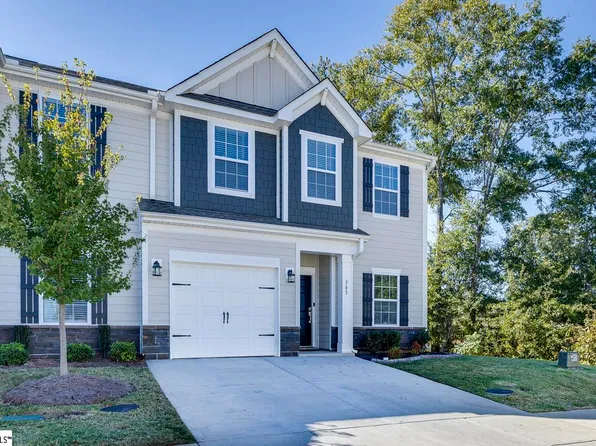 303 Paneer Ln, Taylors, SC 29687