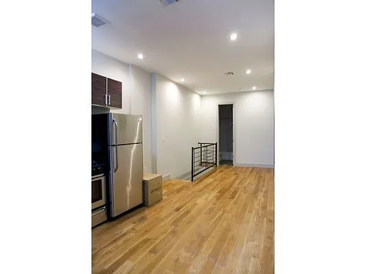 Rented by Brooklyn Group | media 4