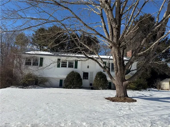 51 Cydot Dr, North Kingstown, RI 02852