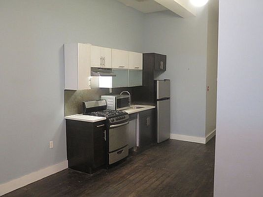 2nd image of 186 Stockholm St #Garden1r