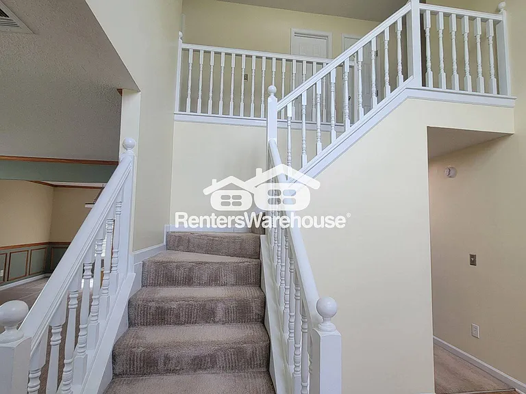 118 Laughlin Dr — Photo 25
