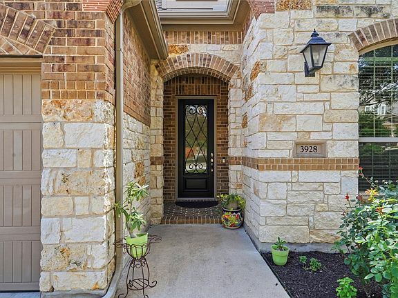 4th image of 3928 Cole Valley Ln