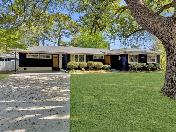1318 Foster St, Charleston, SC 29407