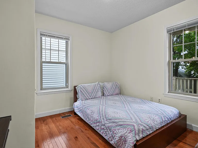 164 Hadley St #1 — Photo 25