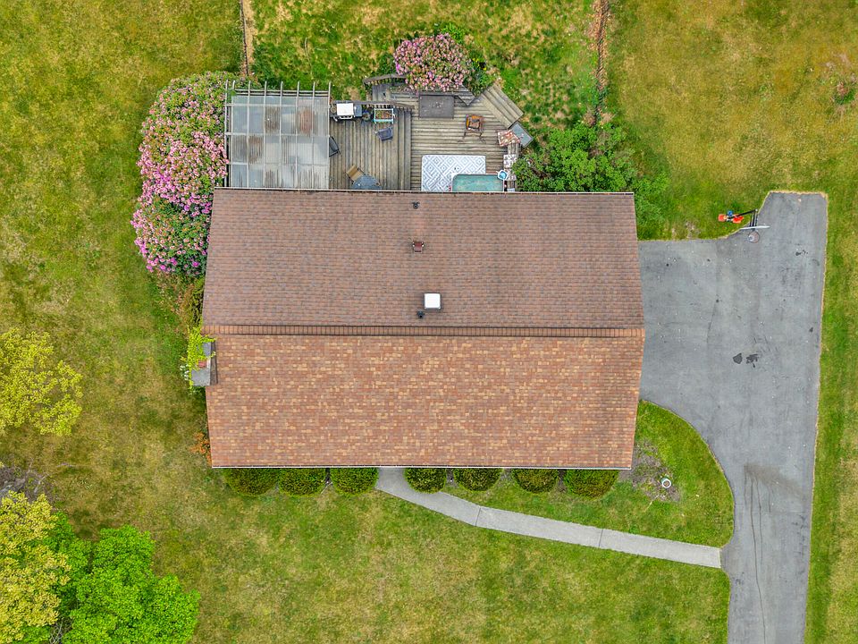 1st image of 211 Grist Mill Dr