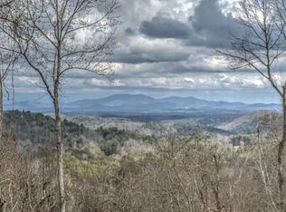 401 Dancing Leaves Trl, Blue Ridge, GA 30513