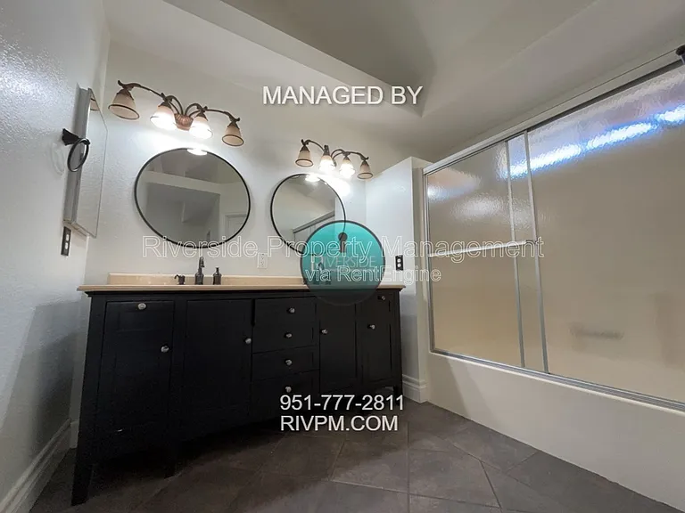 21498 Townsendia Ave — Photo 30