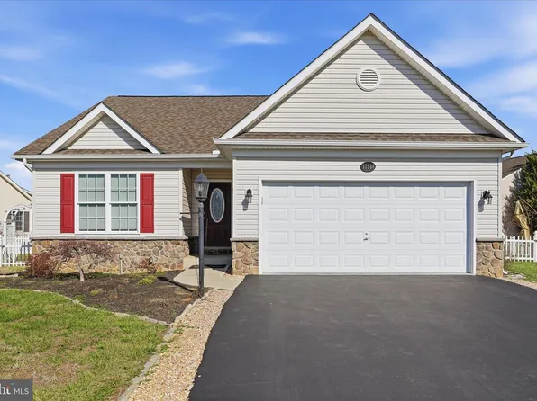 17938 Constitution Cir, Hagerstown, MD 21740