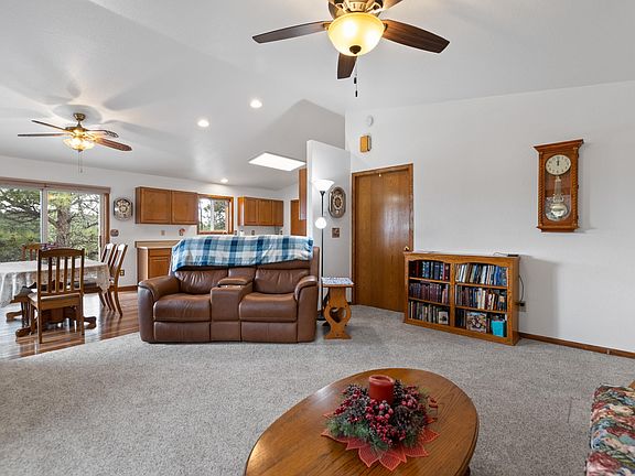 3rd image of 24527 Red Ridge Rd