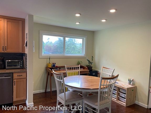 4th image of 17804 25th Ave NE