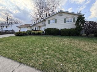 5952 Delores Blvd, Brookpark, OH 44142