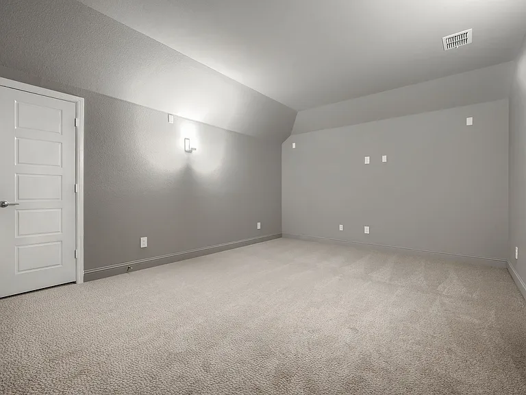929 Newcastle Dr — Photo 25