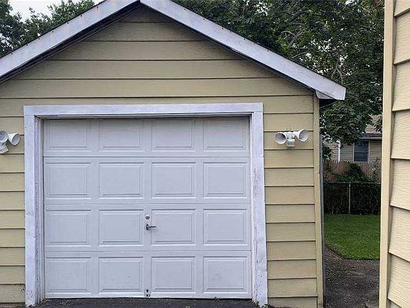 2nd image of 548 Wadleigh Ave