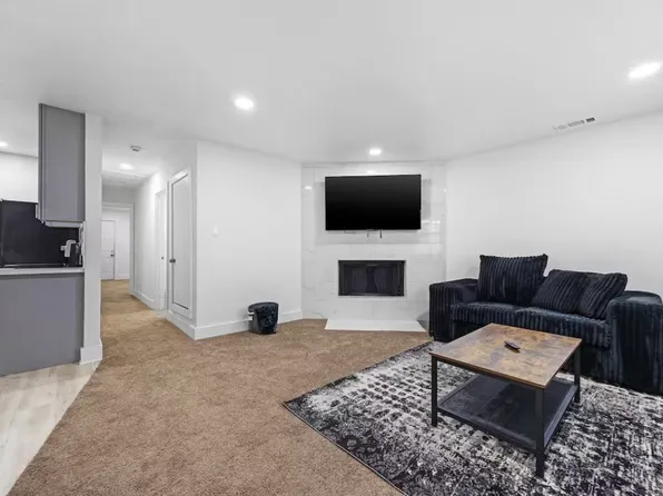 519 Briaroaks Ct, Arlington, TX 76011