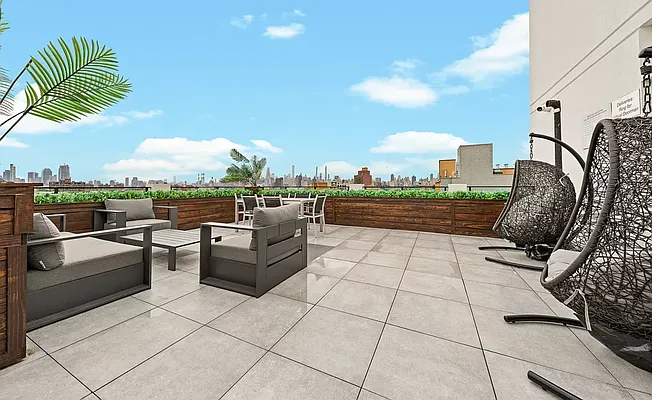 Rented by REAL New York | media 28