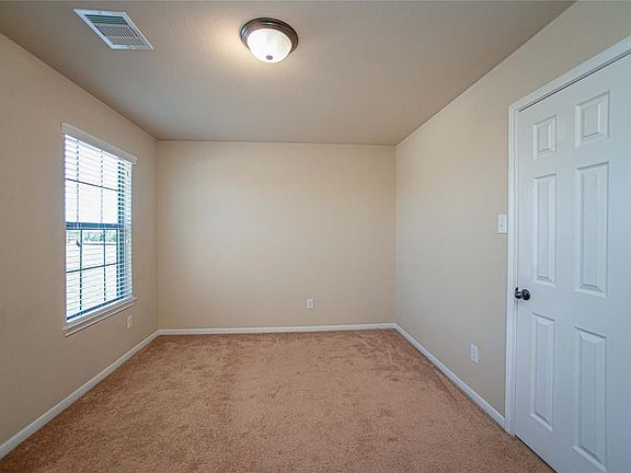 4th image of 23535 Virginia Pine Dr