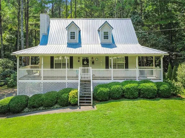 391 Hudson Cir, Douglasville, GA 30134