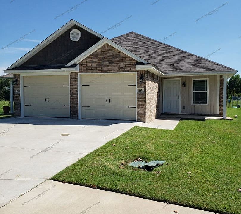 1st image of 2127 Ingalls Ln #A